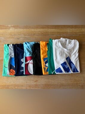 Boys T-Shirt Lot. Under Armour, Adidas. XS.
